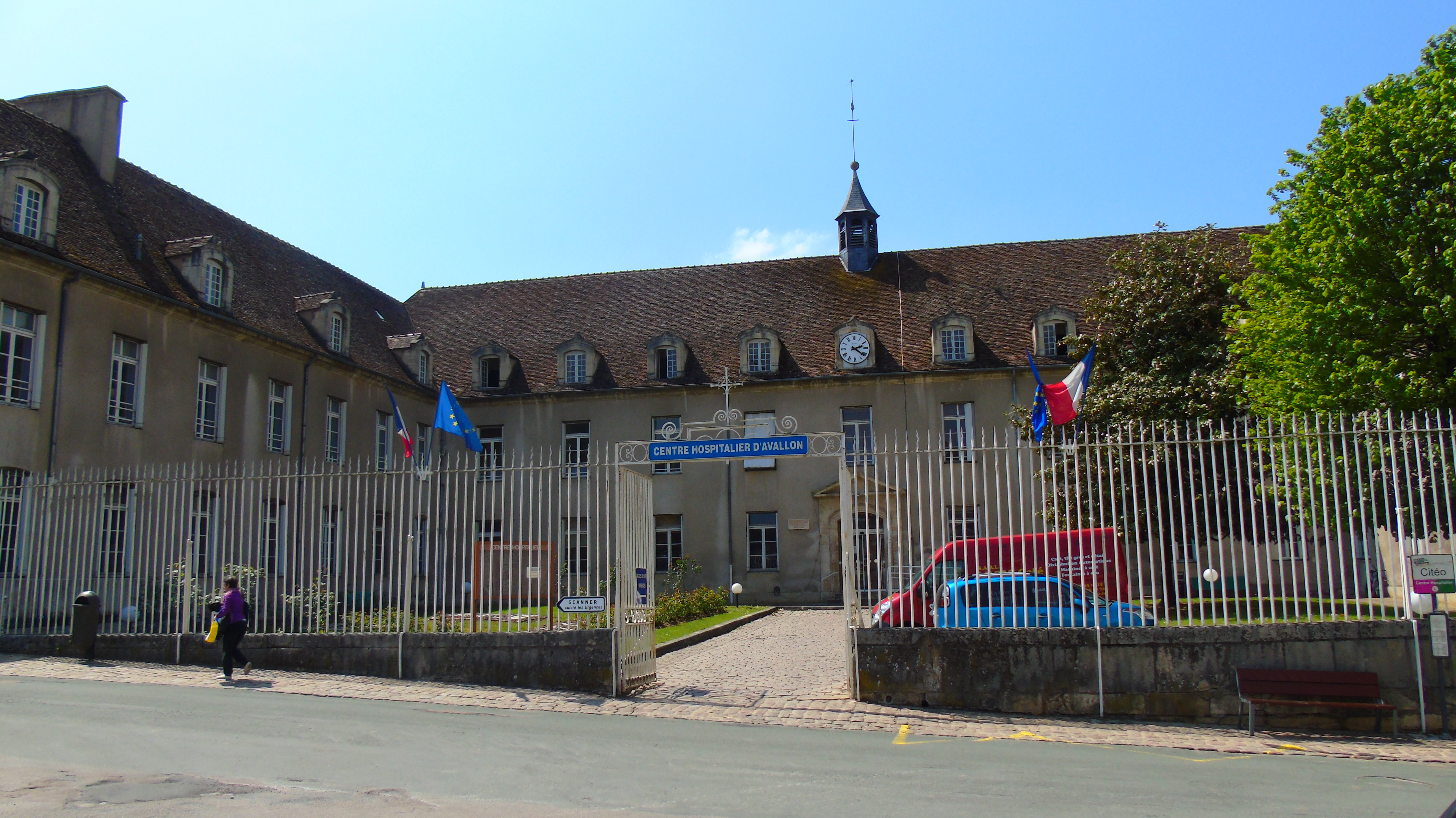 HOPITAL